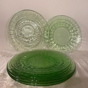7 pc Green Depression Glass Hex Optic Honeycomb uranium